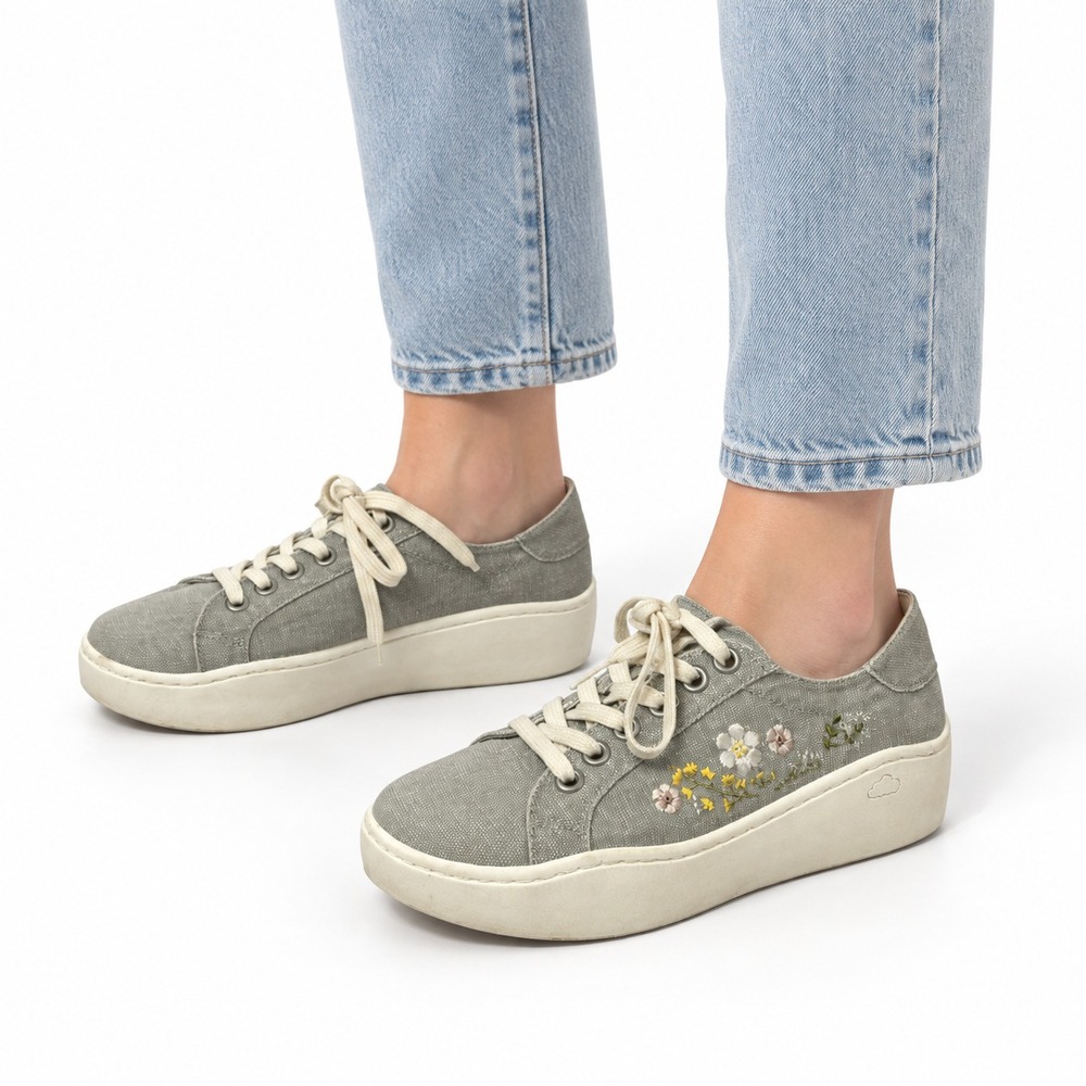 Project Cloud Bossy Platform Sneakers Gray Embroidered Women's US 8M